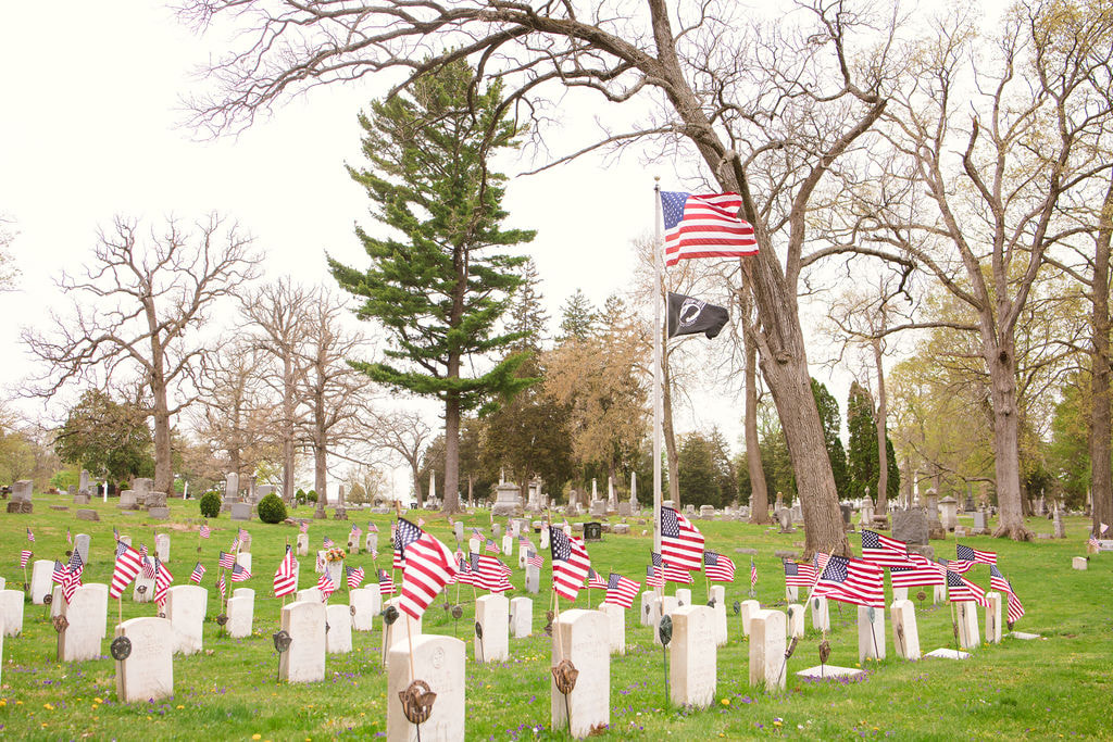 Oak Dale Cemetery Veterans Section